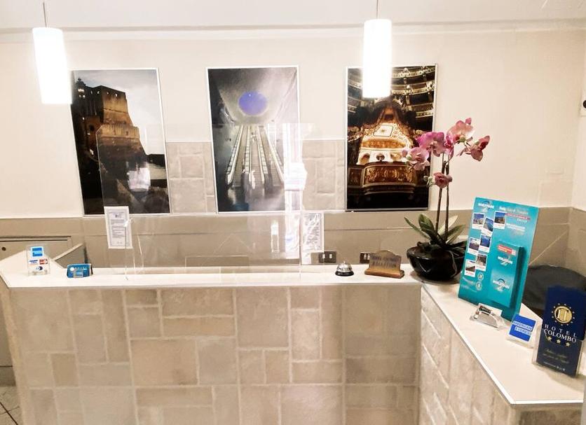 Front desk Photo