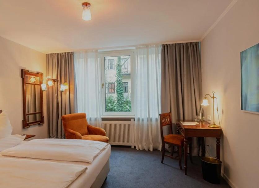 Bedroom Photo