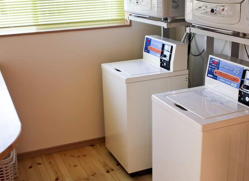 Laundry facility Photo