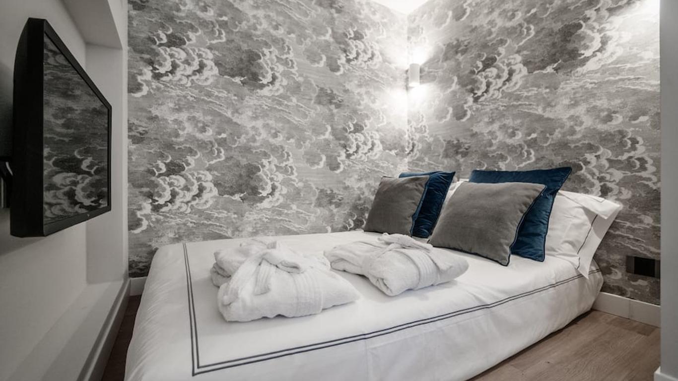 Como Lake Suites