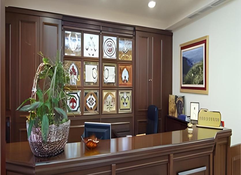Front desk Photo