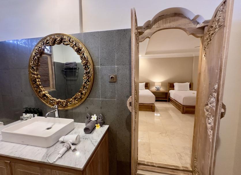 Bathroom Photo
