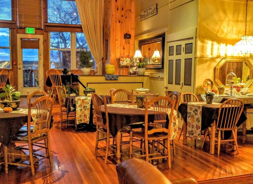 Restaurant Photo