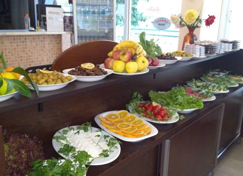 Buffet Photo