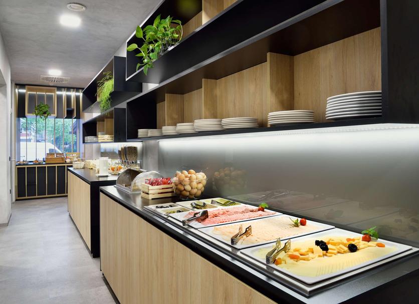 Buffet Photo