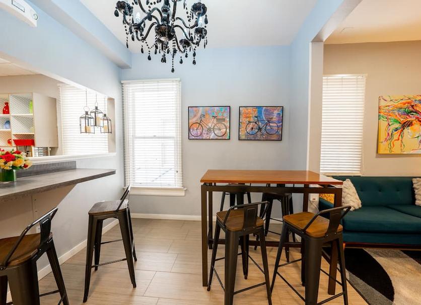 Dining room Photo