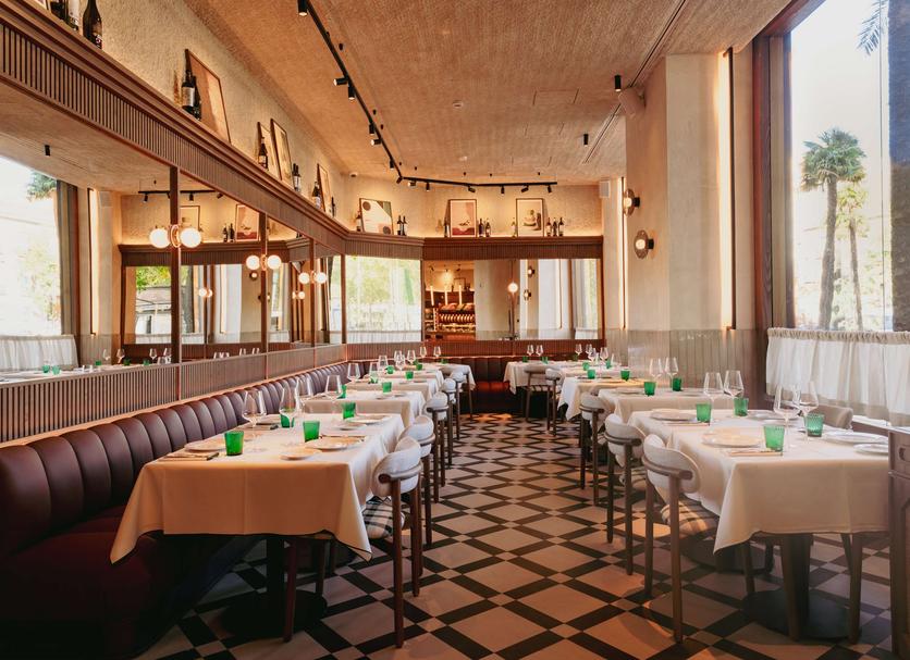 Restaurant Photo