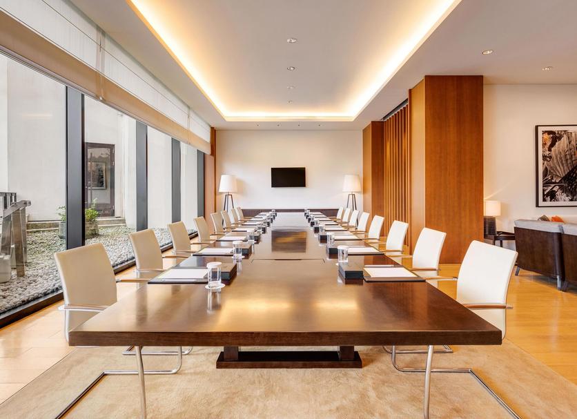 Conference room Photo