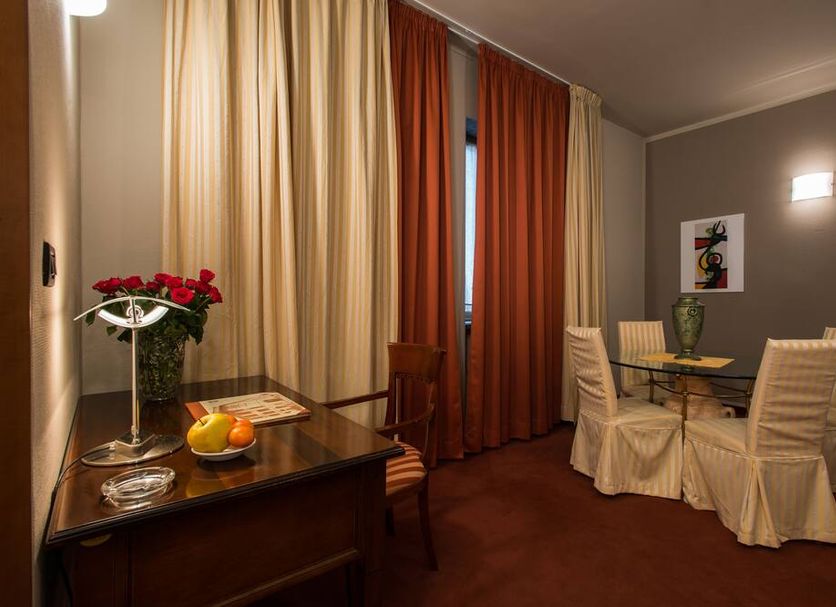 Dining room Photo
