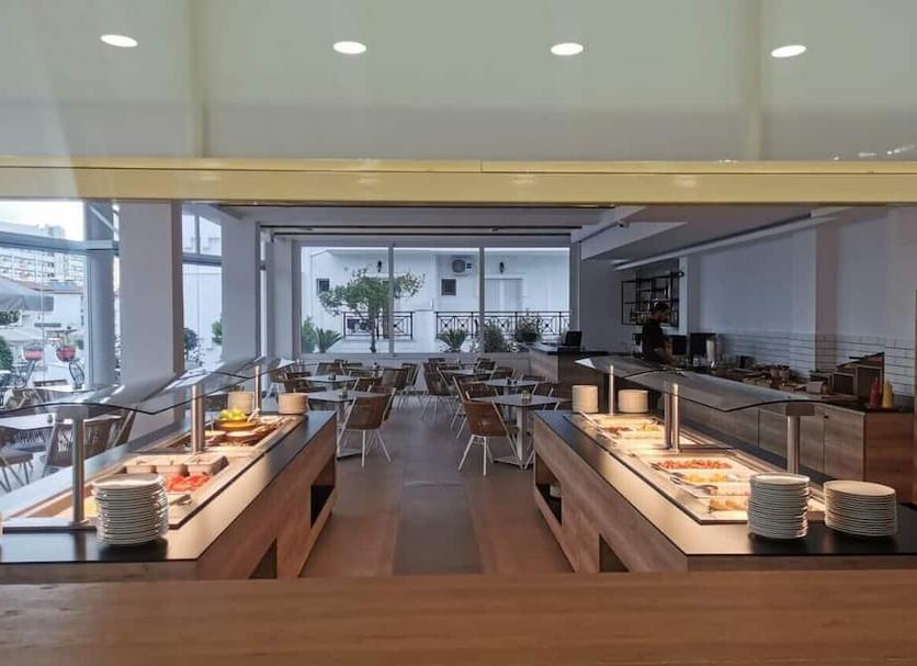 Buffet Photo