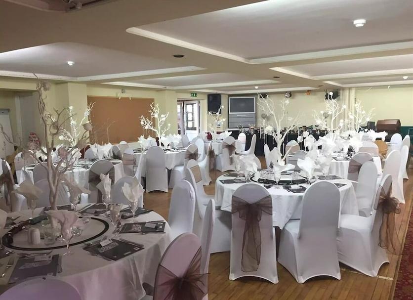Banquet hall Photo