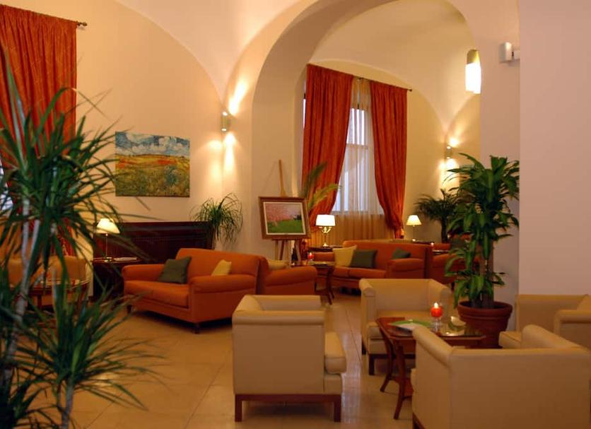 Lounge Photo