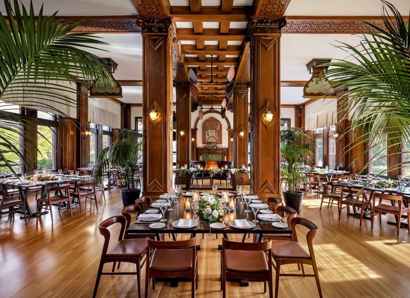 Restaurant Photo