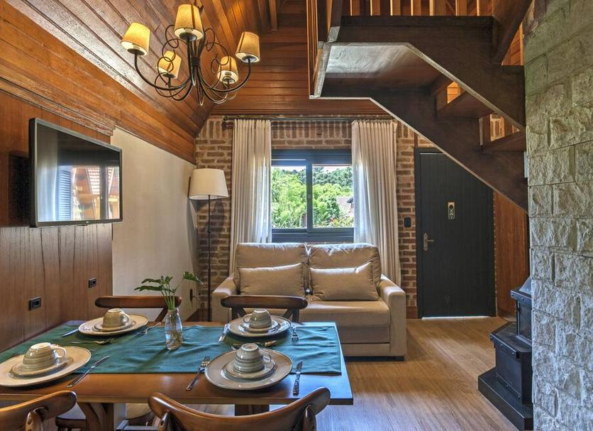 Dining room Photo