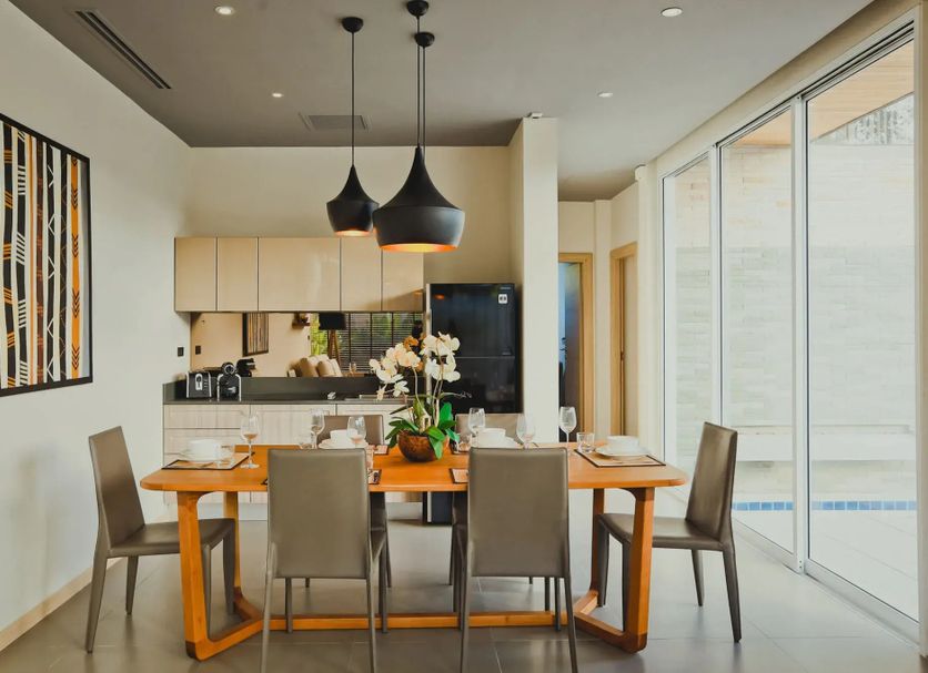 Dining room Photo