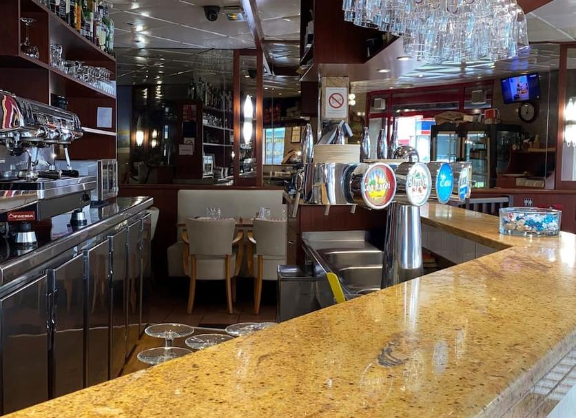 Bar Photo
