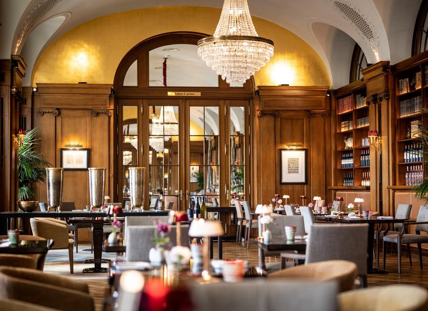 Restaurant Photo