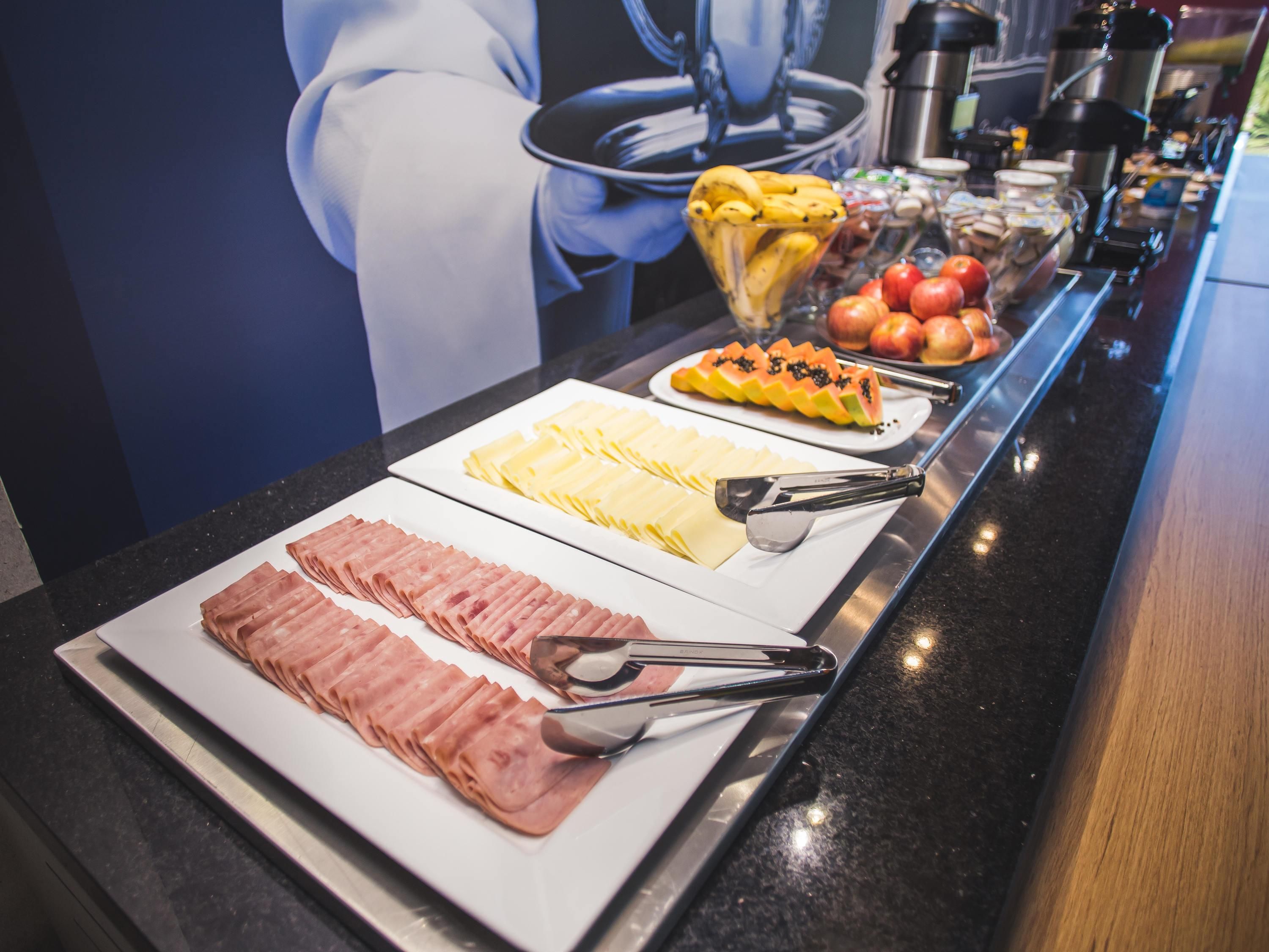 Buffet Photo