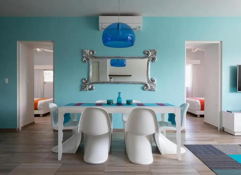 Dining room Photo