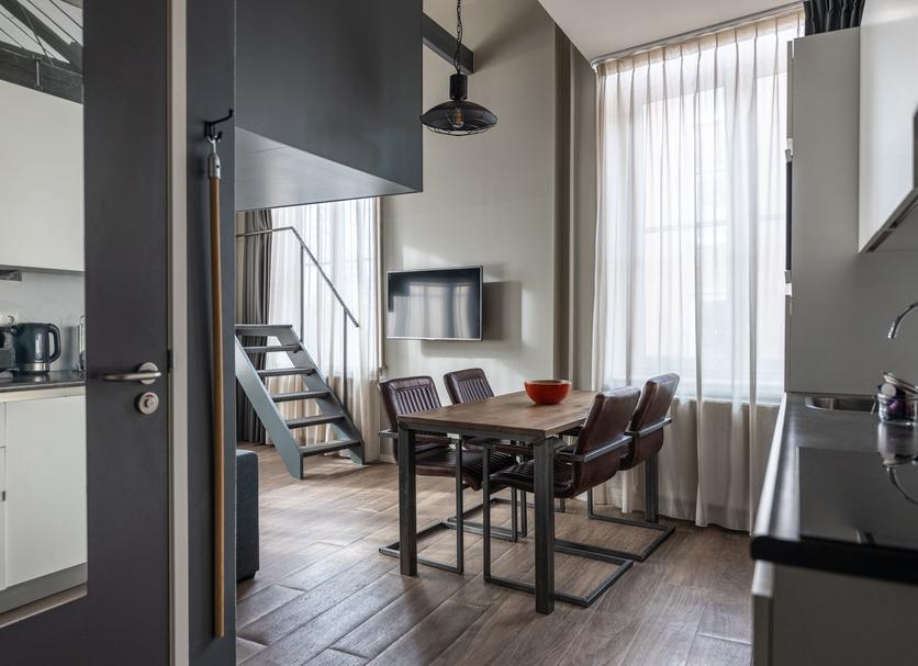 Dining room Photo