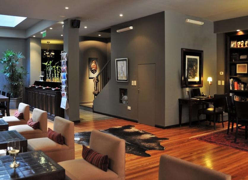 Lounge Photo
