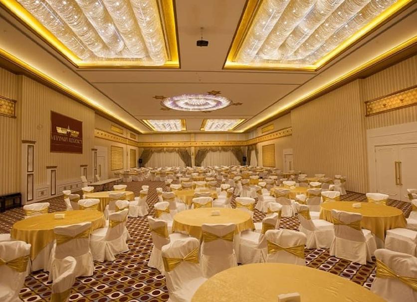 Banquet hall Photo