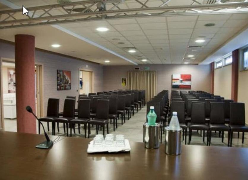 Conference room Photo
