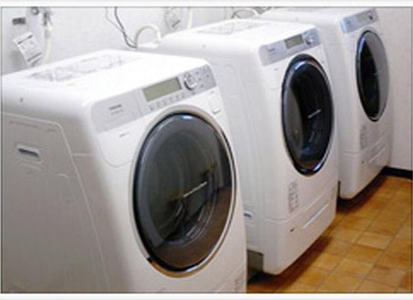 Laundry facility Photo