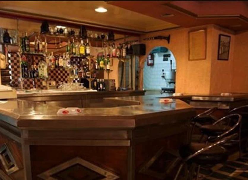 Bar Photo
