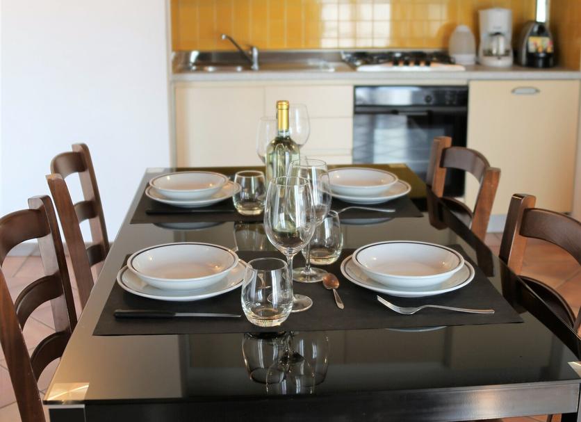 Dining room Photo