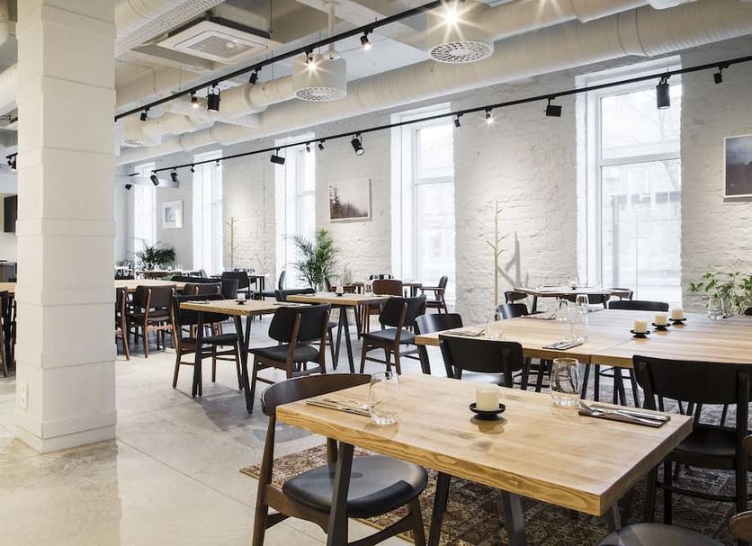 Restaurant Photo