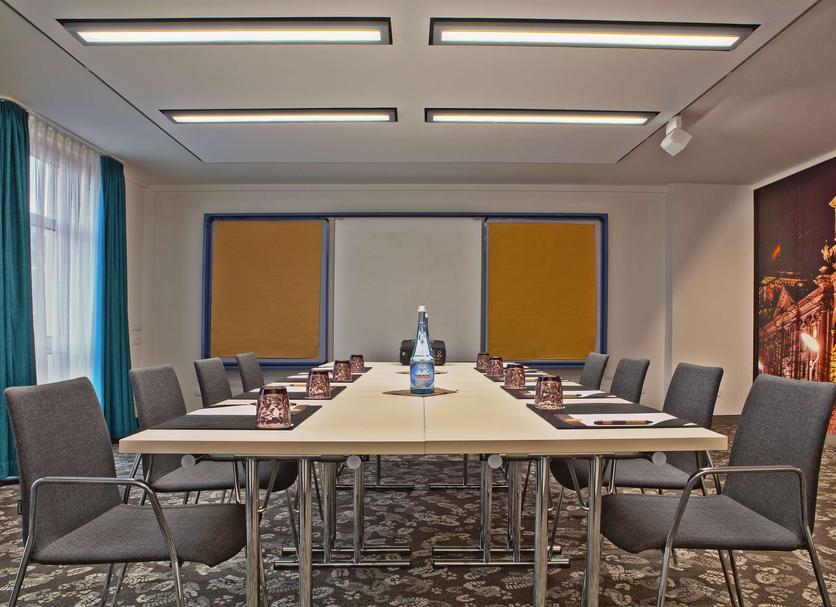 Conference room Photo
