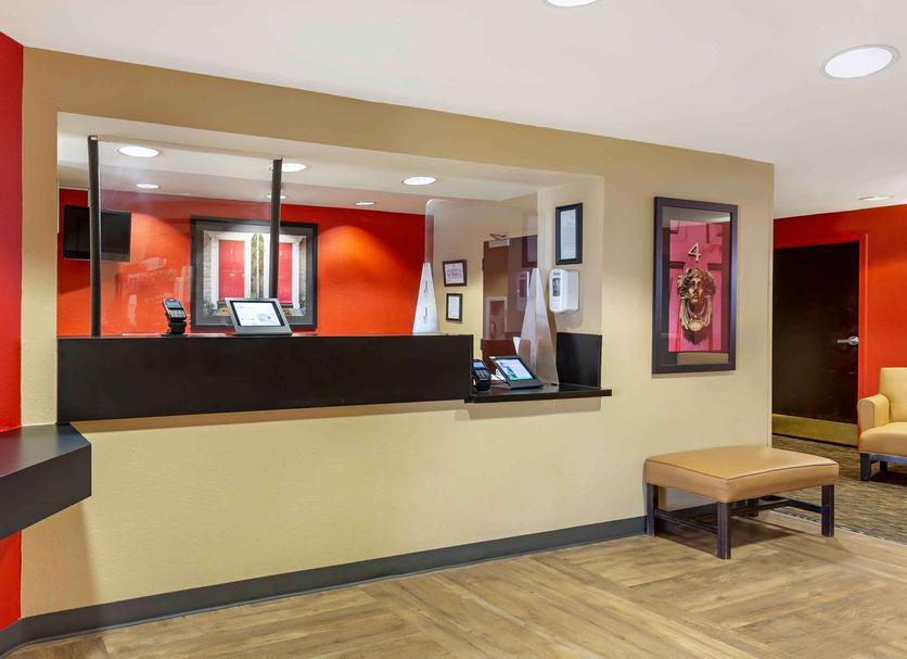 Front desk Photo