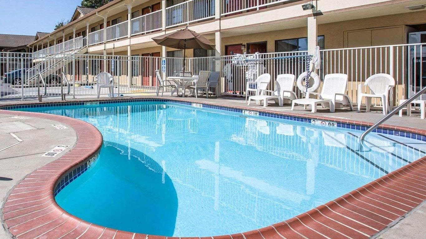 Quality Inn & Suites Woodland - Sacramento Airport