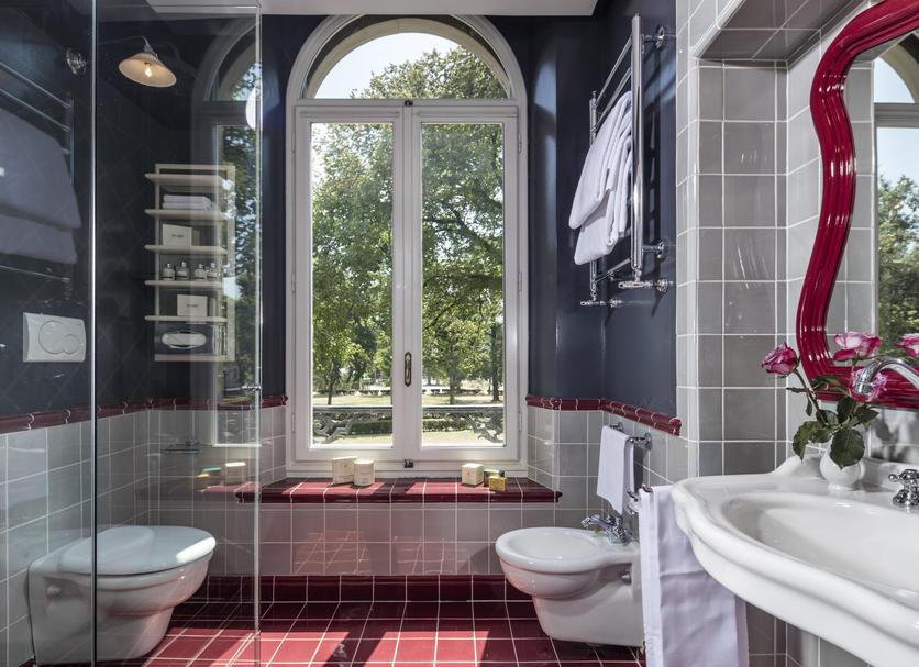 Bathroom Photo