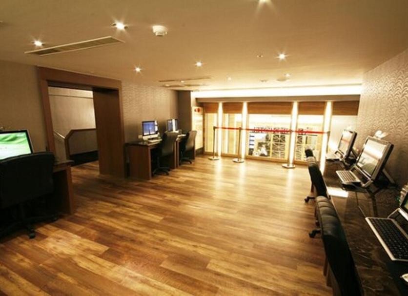 Business centre Photo