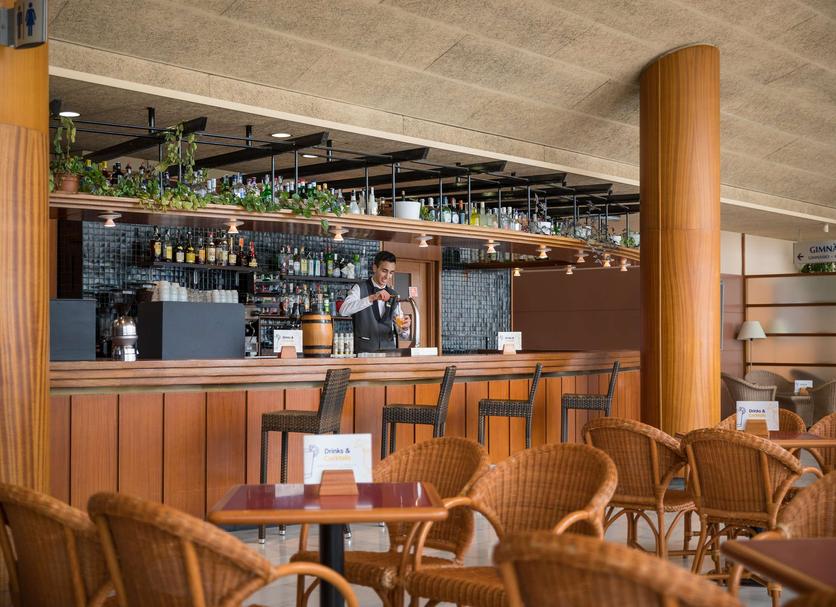 Bar Photo