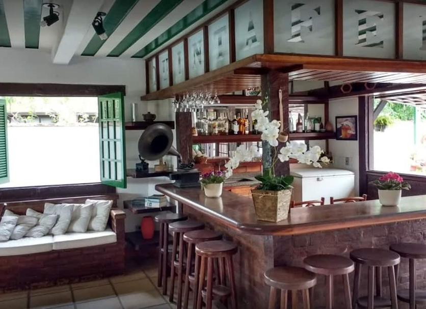 Bar Photo