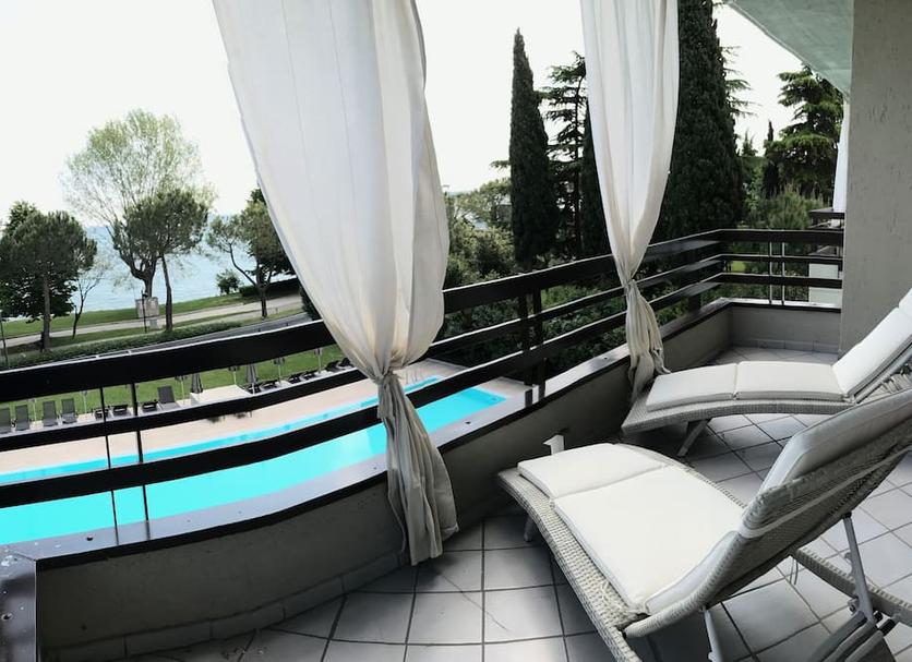 Balcony Photo