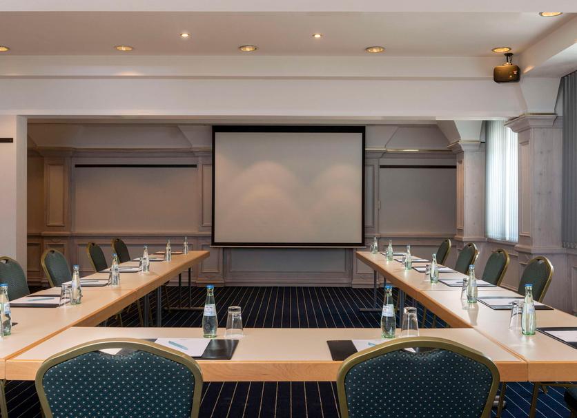 Conference room Photo