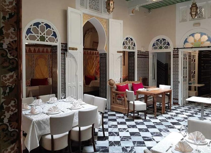Restaurant Photo