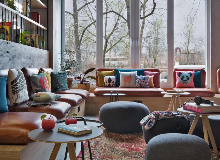 Lounge Photo