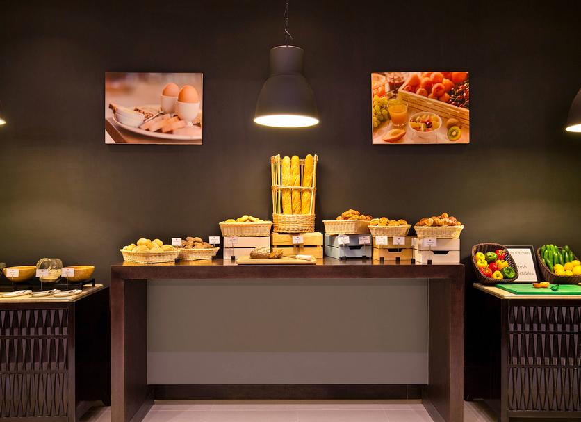 Buffet Photo
