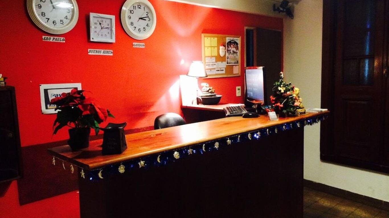 Petit Recoleta Hostel