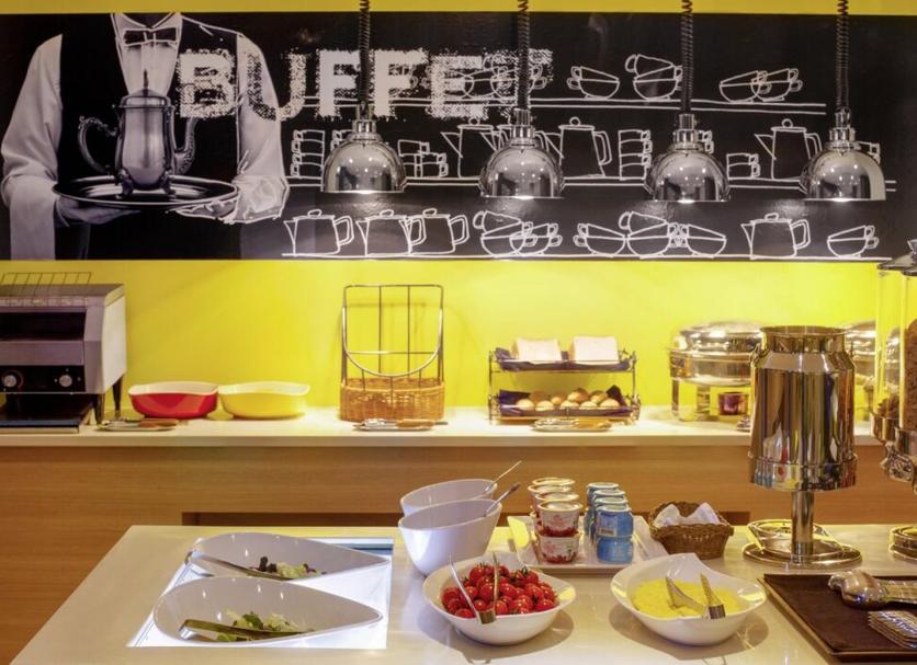 Buffet Photo