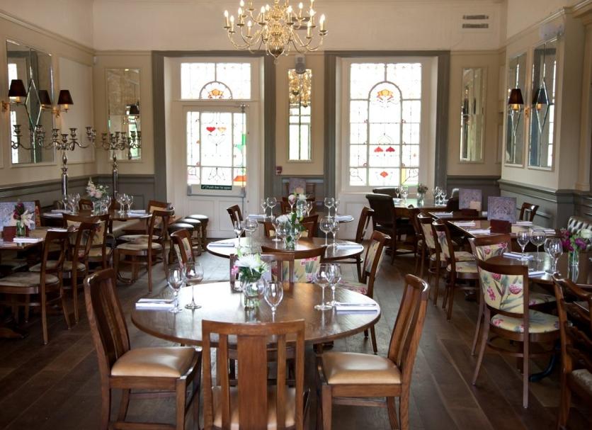 Restaurant Photo