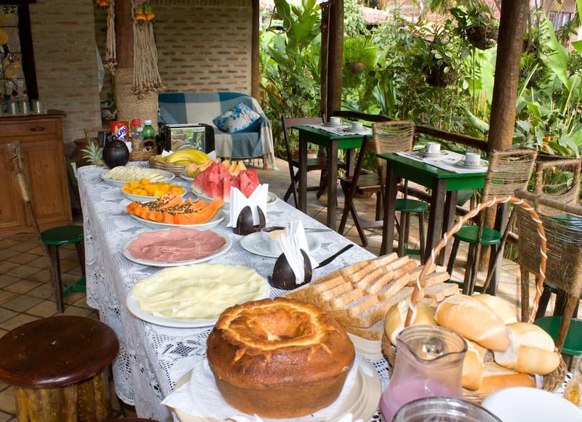 Buffet Photo
