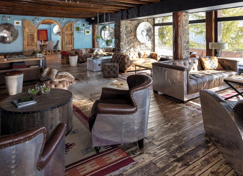 Lounge Photo