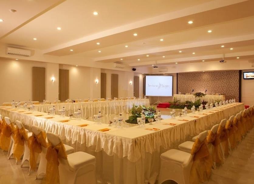 Conference room Photo