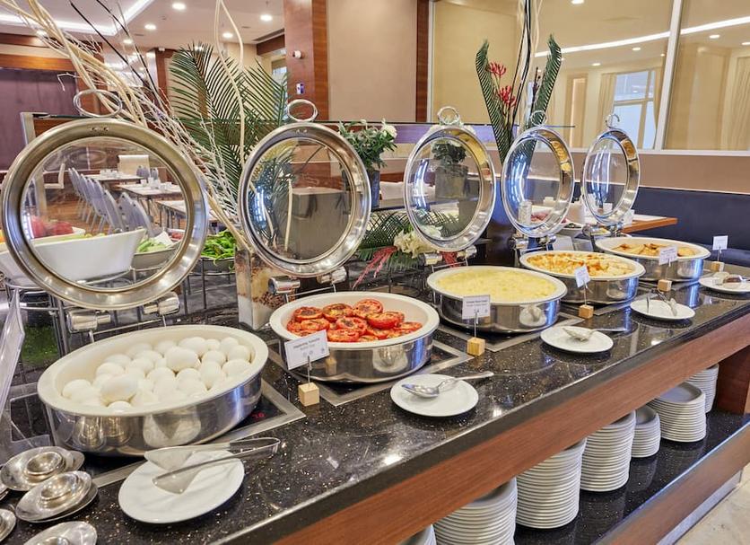 Buffet Photo